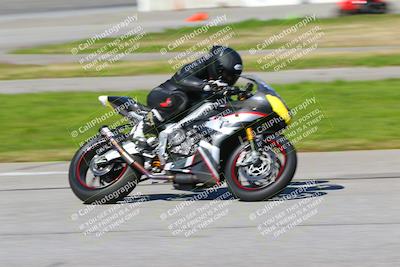 media/Jan-20-2023-Fastrack Riders (Fri) [[f2ad32aba3]]/Level 2/session 4 turn 6/